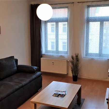 Enjoy Leipzig Fewo Leipzig-Schoenefeld Esterno foto
